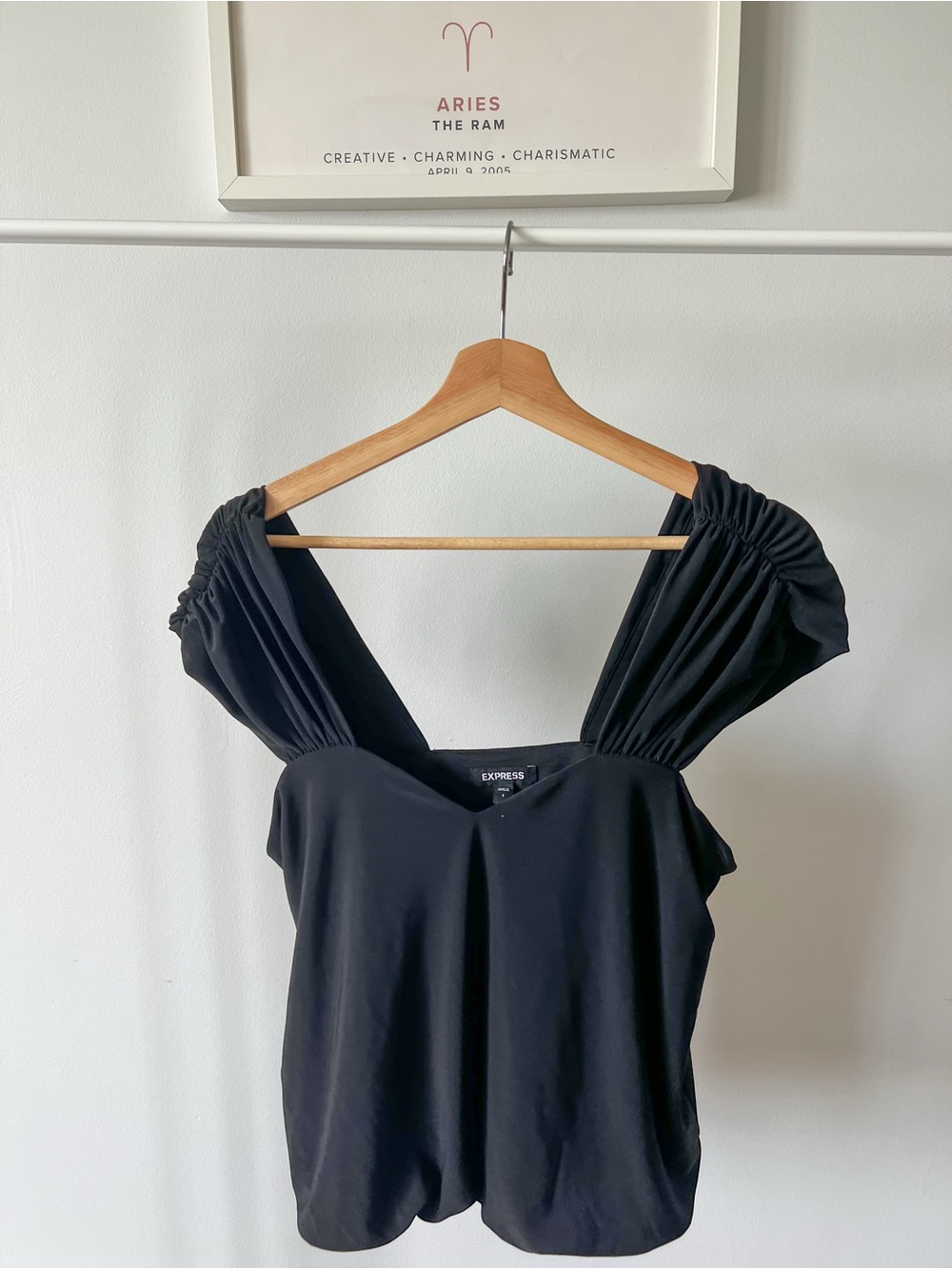 Express Black V-Neck Sleeveless Top